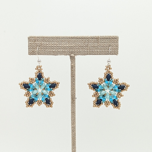 Handmade Beaded Star Earrings - Picture 2 of 3